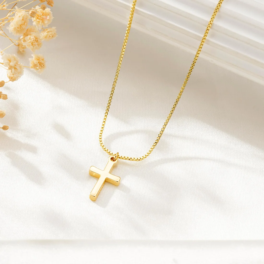 Yoosteel Box chain cross necklace, Gold, view 4